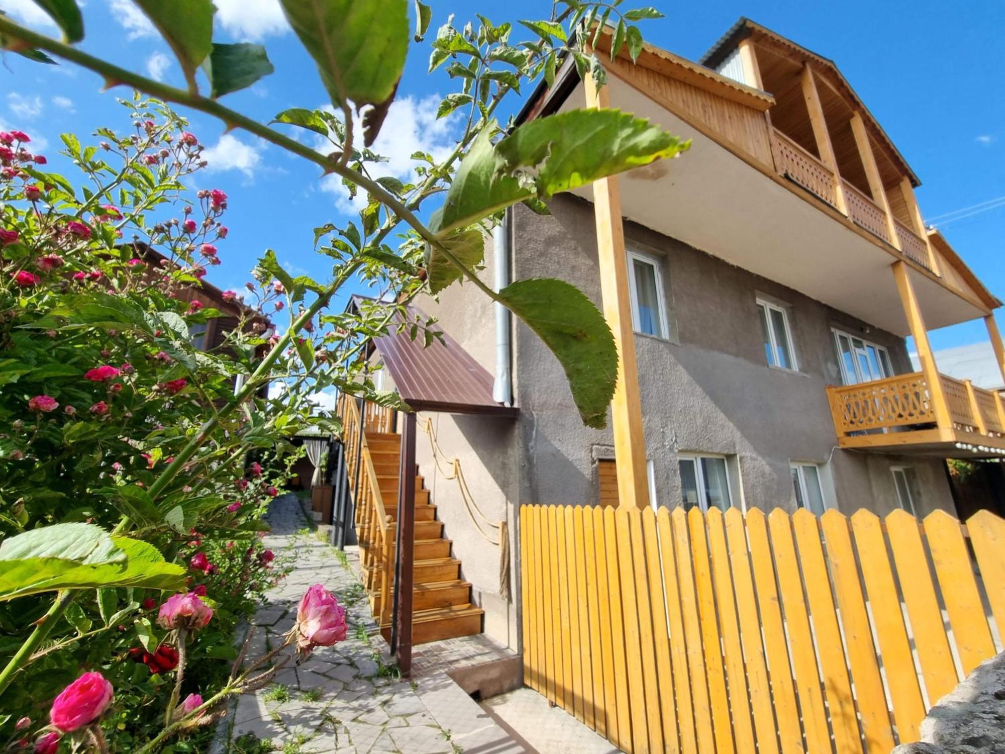 New Horizons , Apartment With 5 Bedrooms, Whole Apartment, Апартмент Целиком Dilican Dış mekan fotoğraf