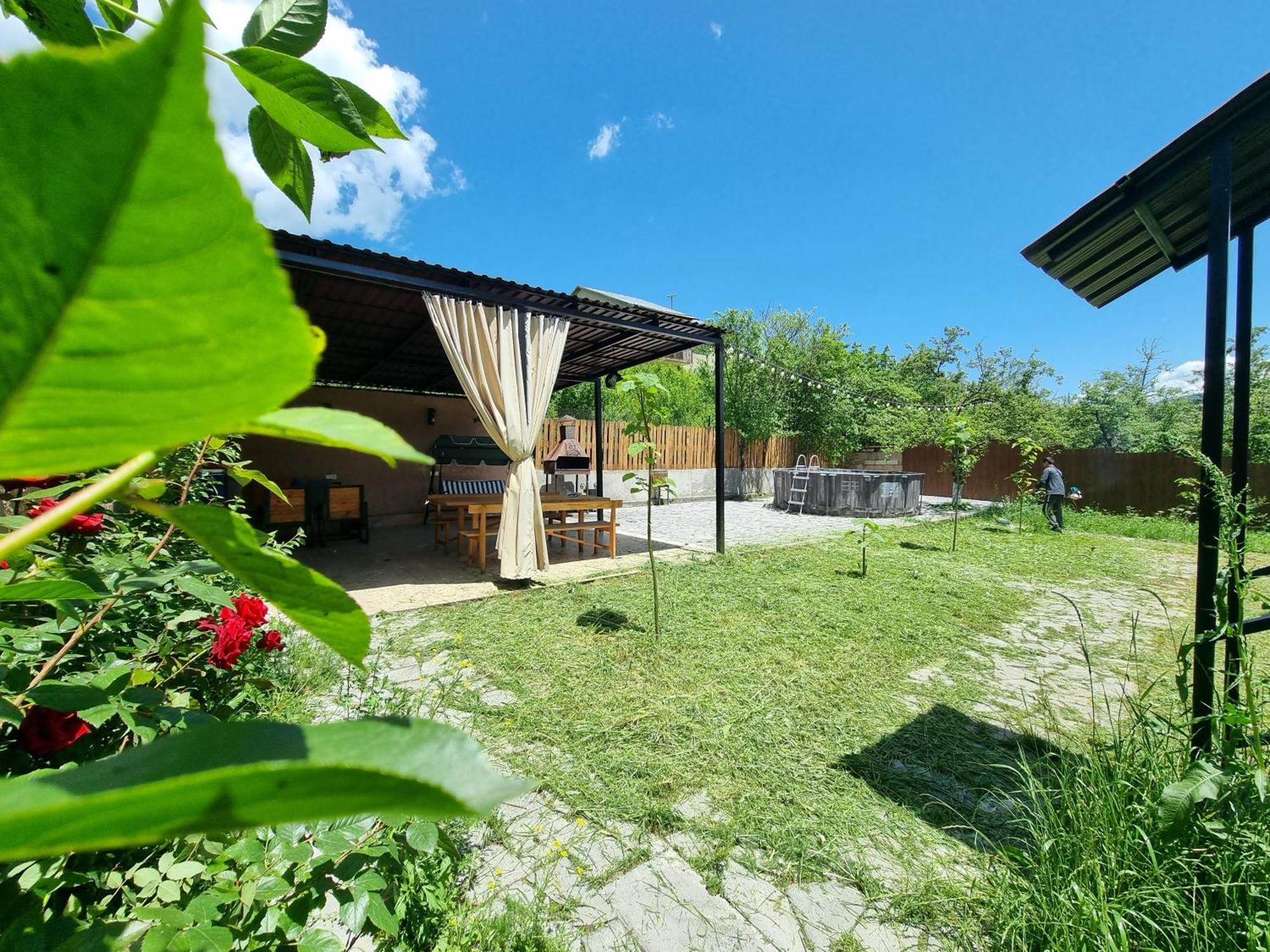 New Horizons , Apartment With 5 Bedrooms, Whole Apartment, Апартмент Целиком Dilican Dış mekan fotoğraf