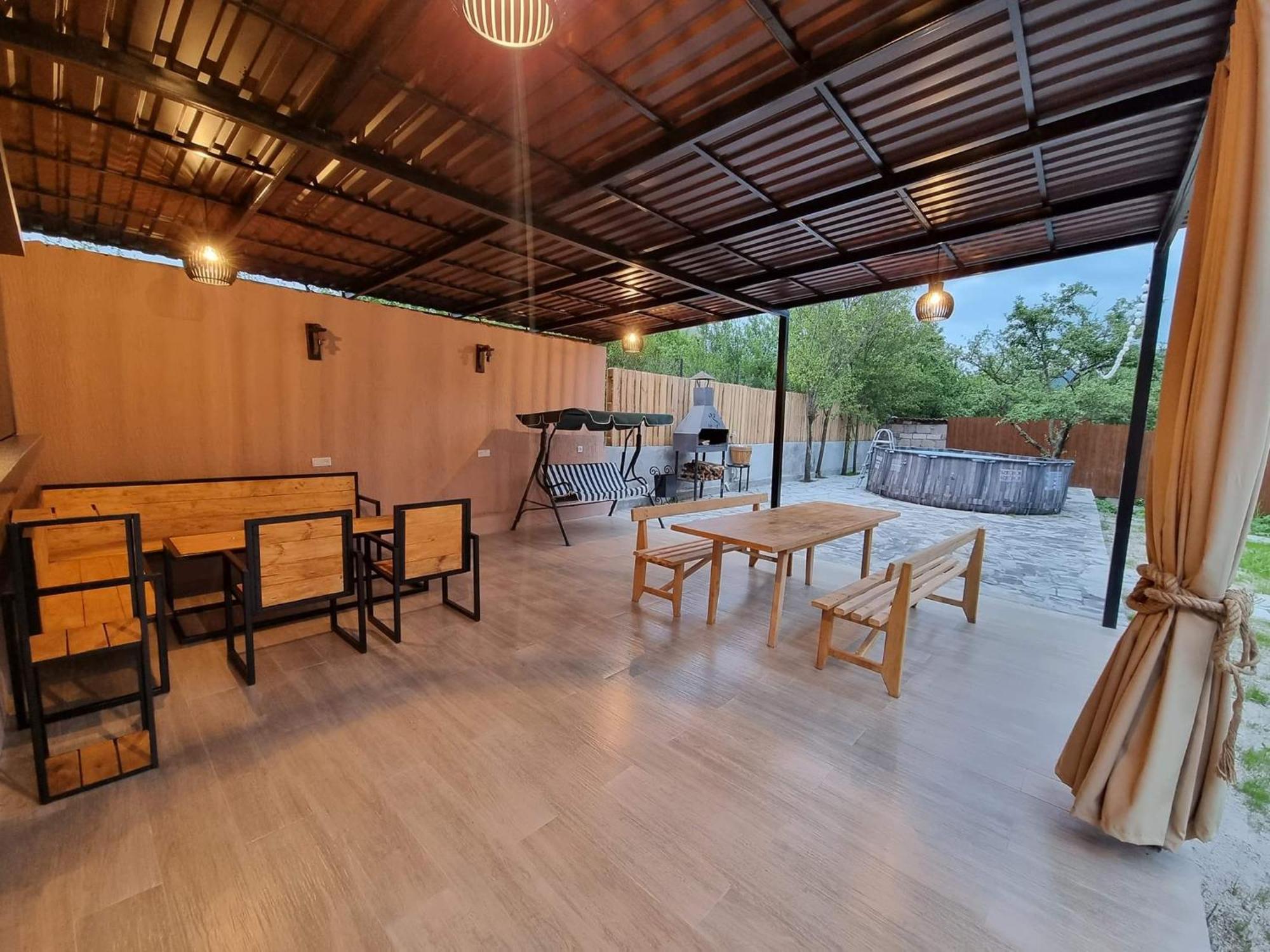 New Horizons , Apartment With 5 Bedrooms, Whole Apartment, Апартмент Целиком Dilican Dış mekan fotoğraf